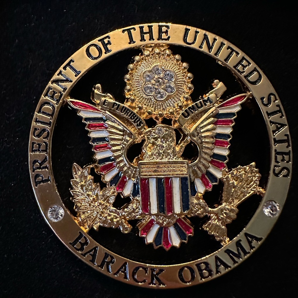 Barack Obama Presidential Brooch pin